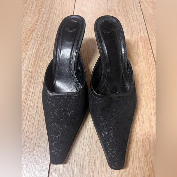 Vintage Coach Libby Signature Black Monogram Kitten Heels - Picture 2 of 5